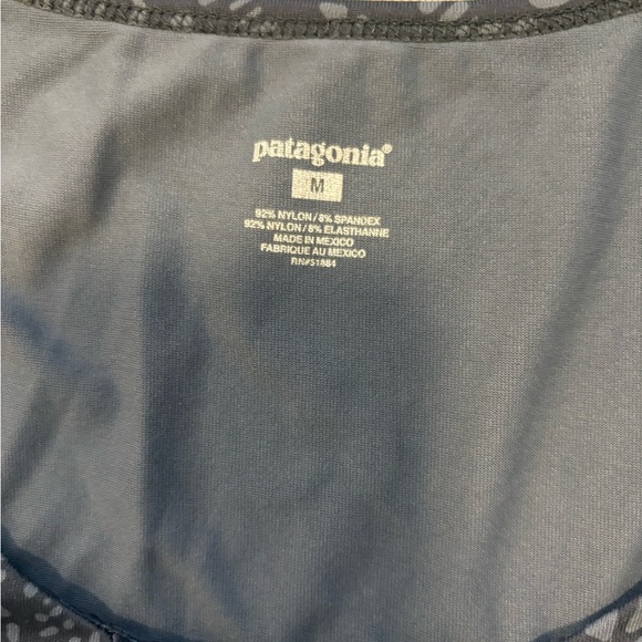 - Patagonia Size Medium Stretchy Tank, pit to pit is 15, length is 23 - Picture 3 of 4